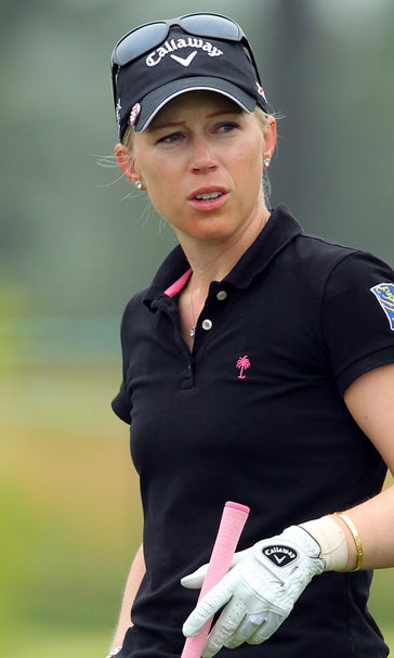 Pressel falters late, trails Lee by 1 at Founders Cup